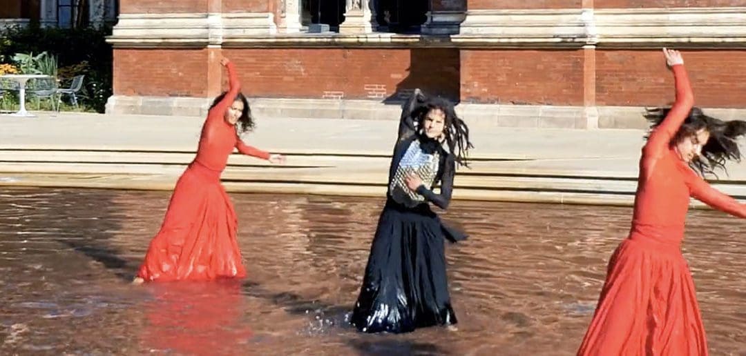V&A